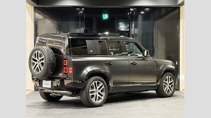 Defender 110 2