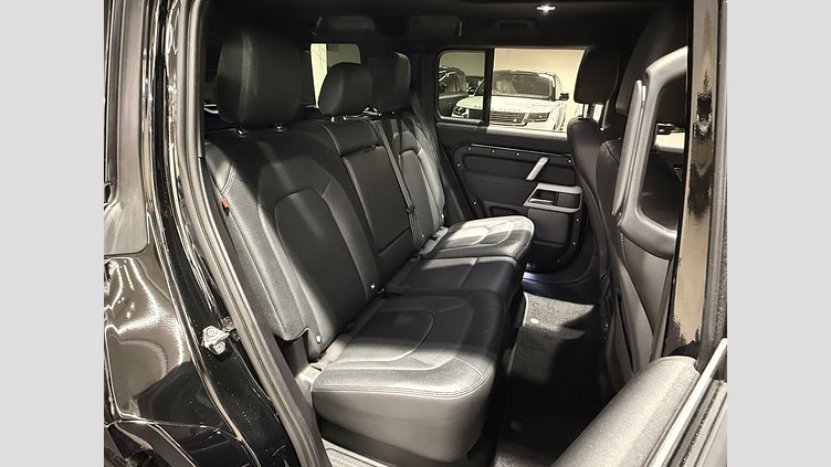 2023 認定中古車 Land Rover Defender 110 アイガーグレイ D300 AWD（AT） X-DYNAMIC SE
