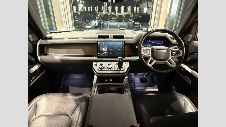 2023 認定中古車 Land Rover Defender 110 アイガーグレイ D300 AWD（AT） X-DYNAMIC SE