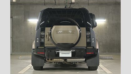 Defender 110 4