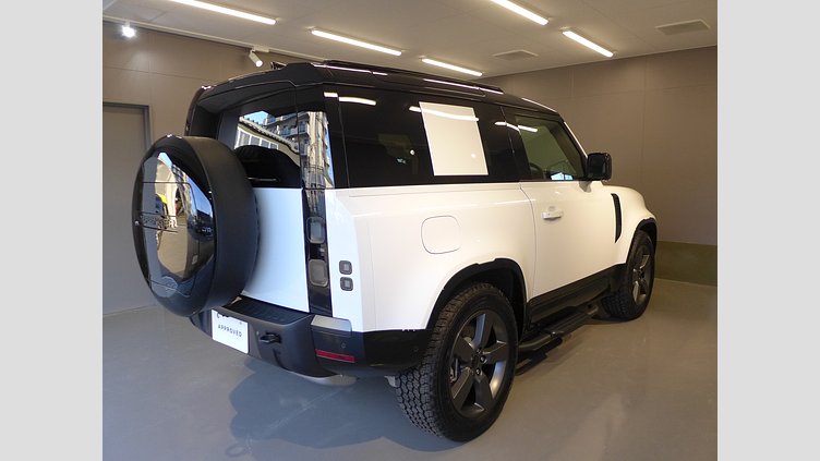 2025 認定中古車 Land Rover Defender 90 フジホワイト D350 ディーゼルマイルドハイブリッド X-Dynamic HSE