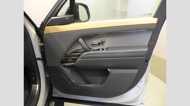 2023 認定中古車 Land Rover Range Rover Sport ボラスコグレイ 3.0リッター6気筒300PSターボチャージドディーゼルMHEV（オートマチック） DYNAMIC HSE