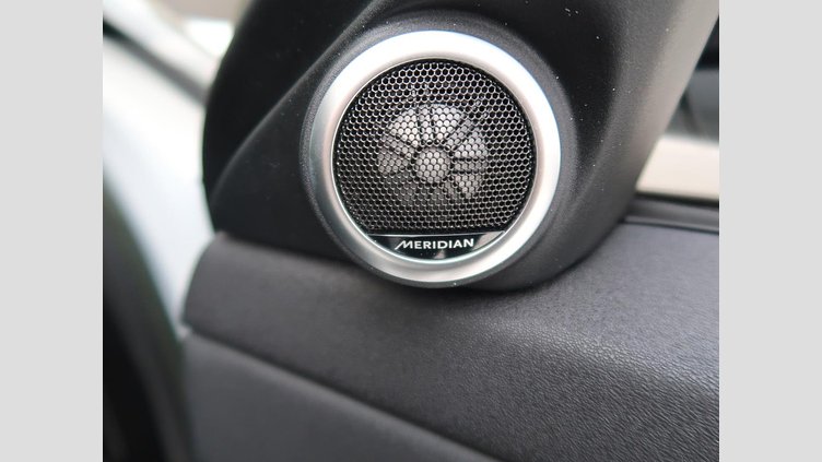 2023 認定中古車 Land Rover Range Rover Evoque フジホワイト P200 AWD（オートマチック） SE