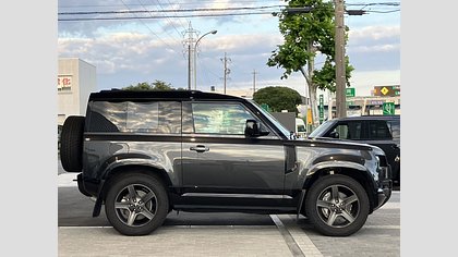 Defender 90 10