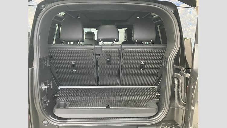 2024 認定中古車 Land Rover Defender 90 カルパチアングレイ D350 ディーゼルマイルドハイブリッド X-Dynamic HSE