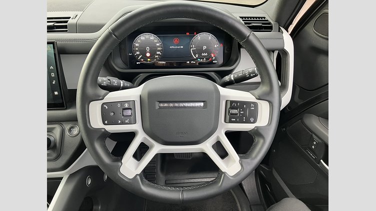 2024 認定中古車 Land Rover Defender 90 カルパチアングレイ D350 ディーゼルマイルドハイブリッド X-Dynamic HSE