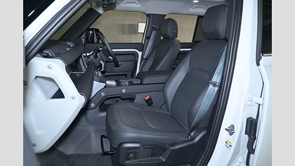 Defender 110 2