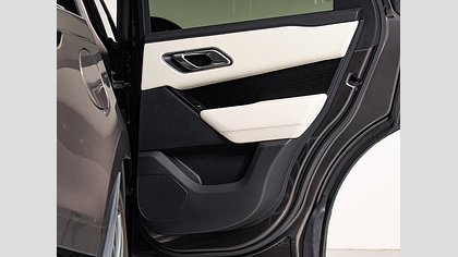 Range Rover Velar 11