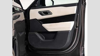 Range Rover Velar 12