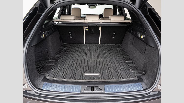 2022 認定中古車 Land Rover Range Rover Velar Charente Grey 2.0 litre i4P オーリックエディション