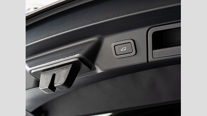 Range Rover Velar 60