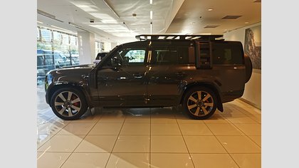 Defender 130 5