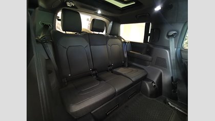 Defender 130 17