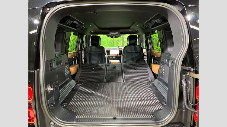2023 認定中古車 Land Rover Defender 110 ゴンドワナストーン D300 AWD（AT） X-DYNAMIC HSE