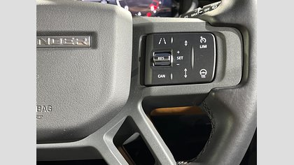 Defender 110 18