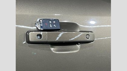 Defender 110 34