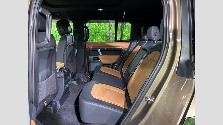 2023 認定中古車 Land Rover Defender 110 ゴンドワナストーン D300 AWD（AT） X-DYNAMIC HSE