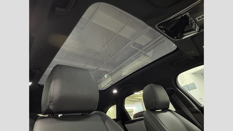 2025 認定中古車 Land Rover Range Rover Velar カルパチアングレイ D200マイルドハイブリッド（ディーゼル） スタンダードホイールベース Dynamic SE