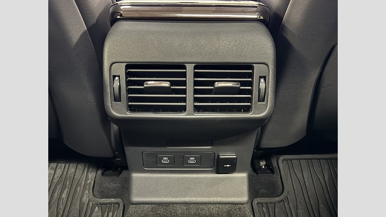 2025 認定中古車 Land Rover Range Rover Velar カルパチアングレイ D200マイルドハイブリッド（ディーゼル） スタンダードホイールベース Dynamic SE