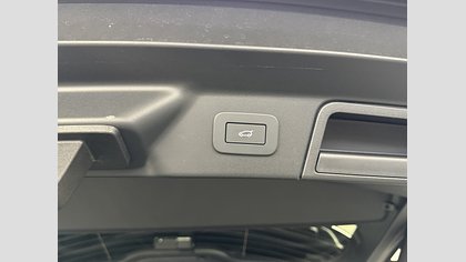 Range Rover Velar 23