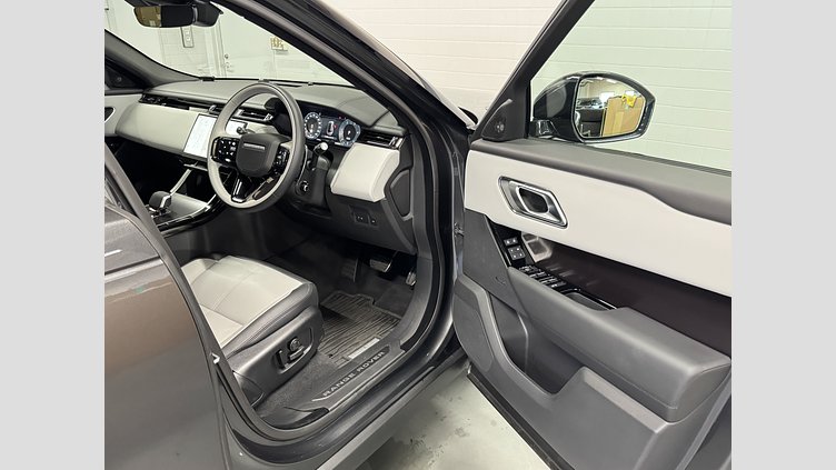 2025 認定中古車 Land Rover Range Rover Velar カルパチアングレイ D200マイルドハイブリッド（ディーゼル） スタンダードホイールベース Dynamic SE