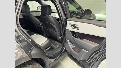 Range Rover Velar 21