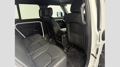 Defender 110 4