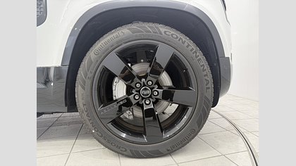 Defender 110 8