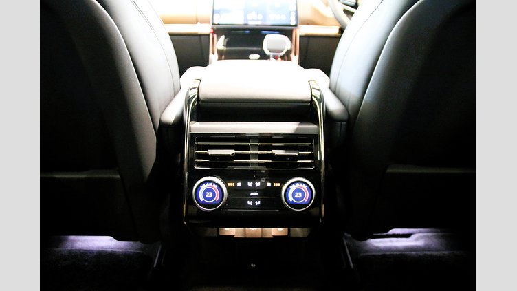 2024 認定中古車 Land Rover Range Rover Sport シャラントグレイ P550eプラグインハイブリッド（ガソリン） Autobiography