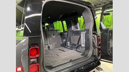Defender 110 71