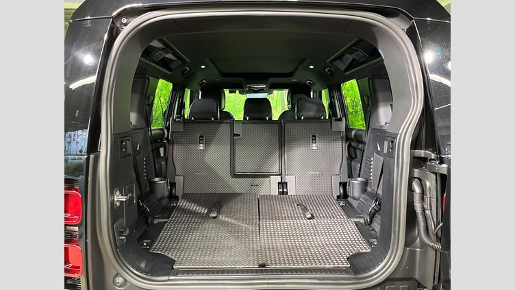 2022 認定中古車 Land Rover Defender 110 カルパチアングレイ D300 AWD（AT） X-DYNAMIC SE