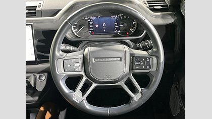 Defender 110 37