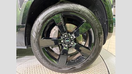 Defender 110 8