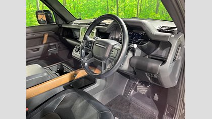 Defender 110 36