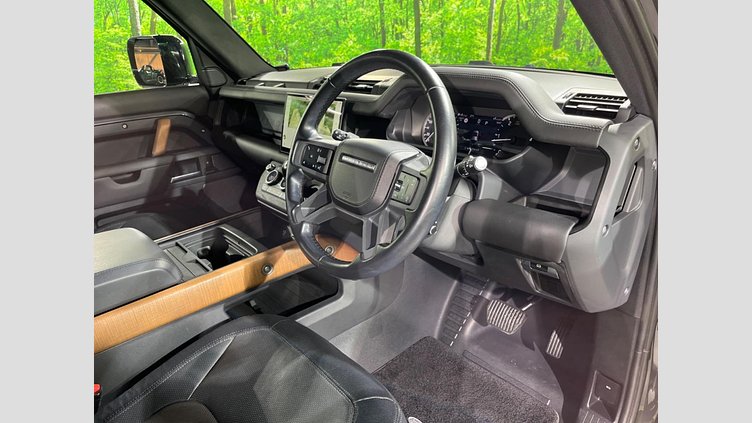 2022 認定中古車 Land Rover Defender 110 カルパチアングレイ D300 AWD（AT） X-DYNAMIC SE