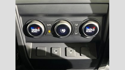 Defender 110 13