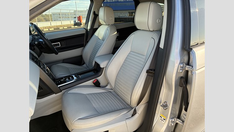 2019 認定中古車 Land Rover Discovery Sport Indus Silver 2.0 litre i4P HSE Lux P240
