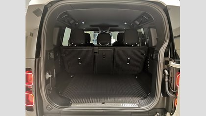 Defender 110 14