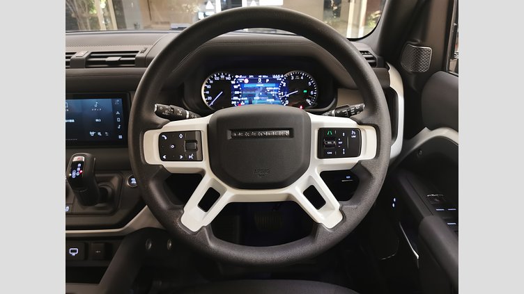 2023 認定中古車 Land Rover Defender 110 フジホワイト P300 AWD（AT） スタンダード