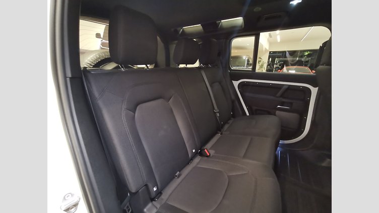 2023 認定中古車 Land Rover Defender 110 フジホワイト P300 AWD（AT） スタンダード