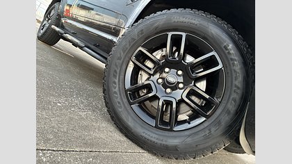 Defender 110 9