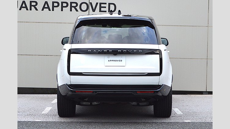 2024 認定中古車 Land Rover Range Rover オストゥーニパールホワイト（お取り扱いの有無については正規ディーラーにお問い合わせください） P550 AWD PHEV（AT） スタンダードホイールベース Autobiography