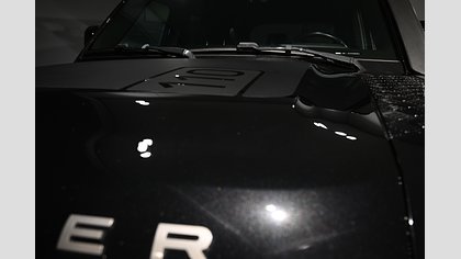 Defender 110 8