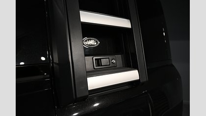 Defender 110 10