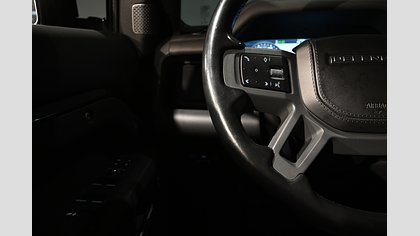 Defender 110 14