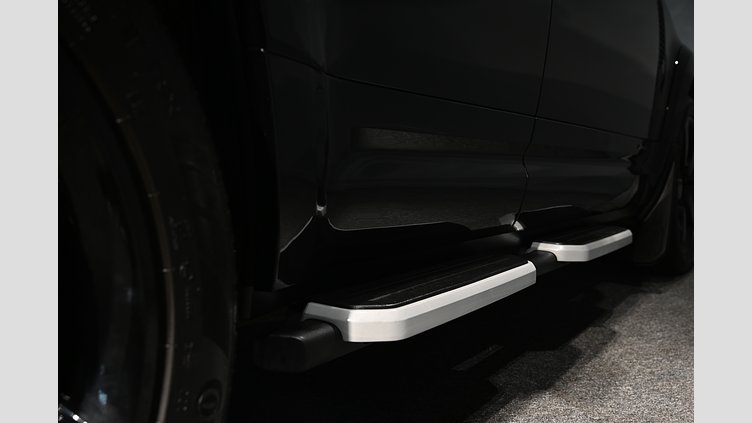 2021 Begagnad Land Rover Defender 110 Santorini Black automatic DEFENDER 110 P400 X-DYNAMIC HSE
