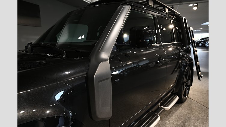 2021 Begagnad Land Rover Defender 110 Santorini Black automatic DEFENDER 110 P400 X-DYNAMIC HSE