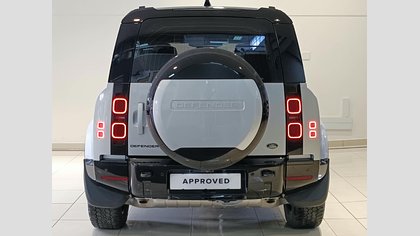 Defender 110 7