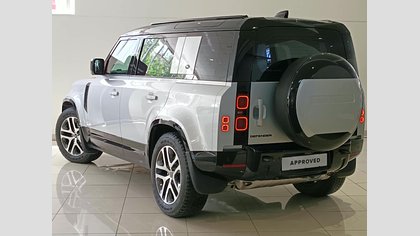 Defender 110 2