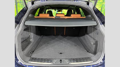 F-Pace 16